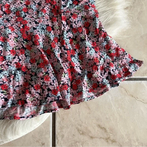 NWT SO Floral Miniskirt - Picture 5 of 7